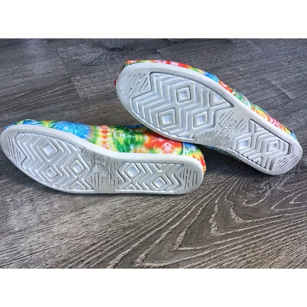 Toms Classic Alpargatas Womens Size 8.5 Slip on CANVAS Shoes Flats Tie Dye